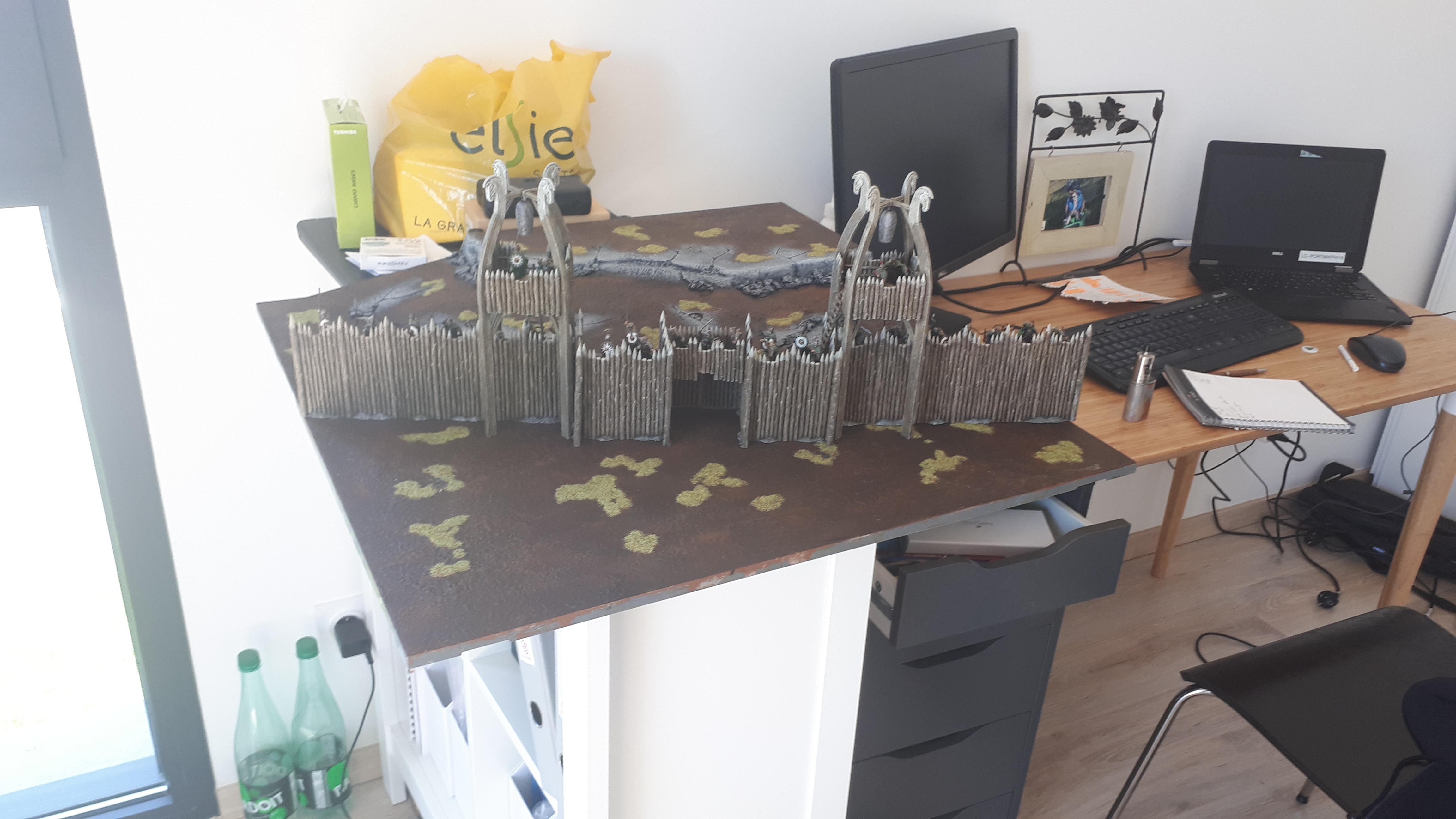 Décors divers (Aldberg en cours) FoF19Uq