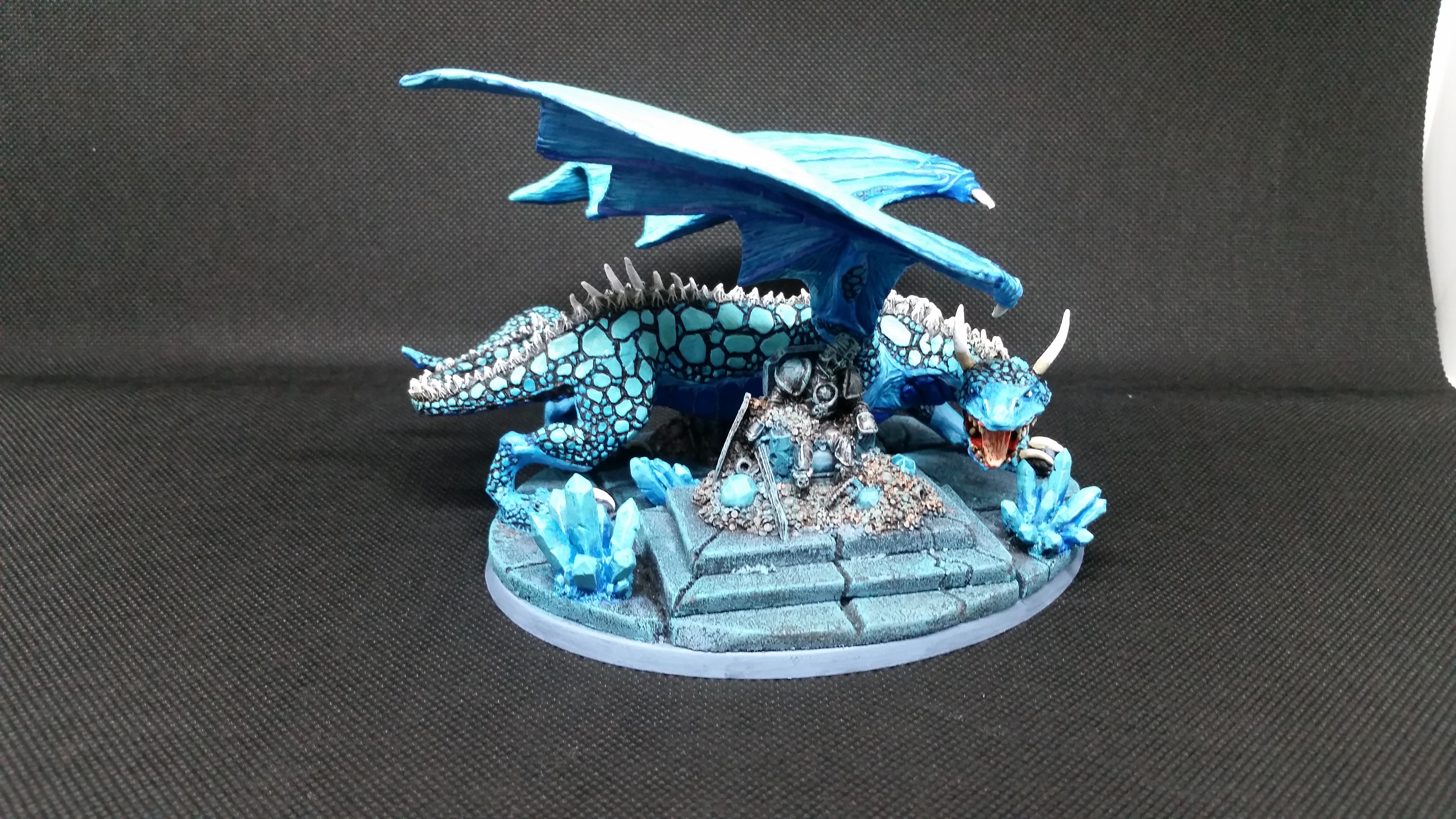 [Andrann i ùan - Confirmé] Le Dragon de Saphyr [Résolu] PZj5Z