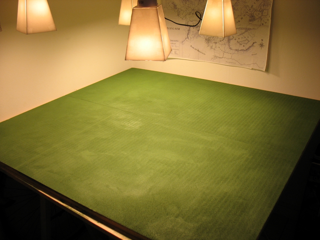 Table de jeu verdoyante Img_3212