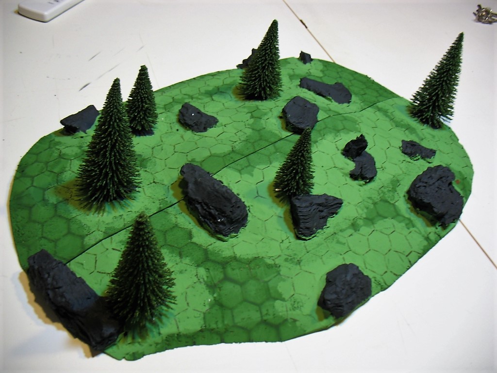 Table de jeu verdoyante Img_3214