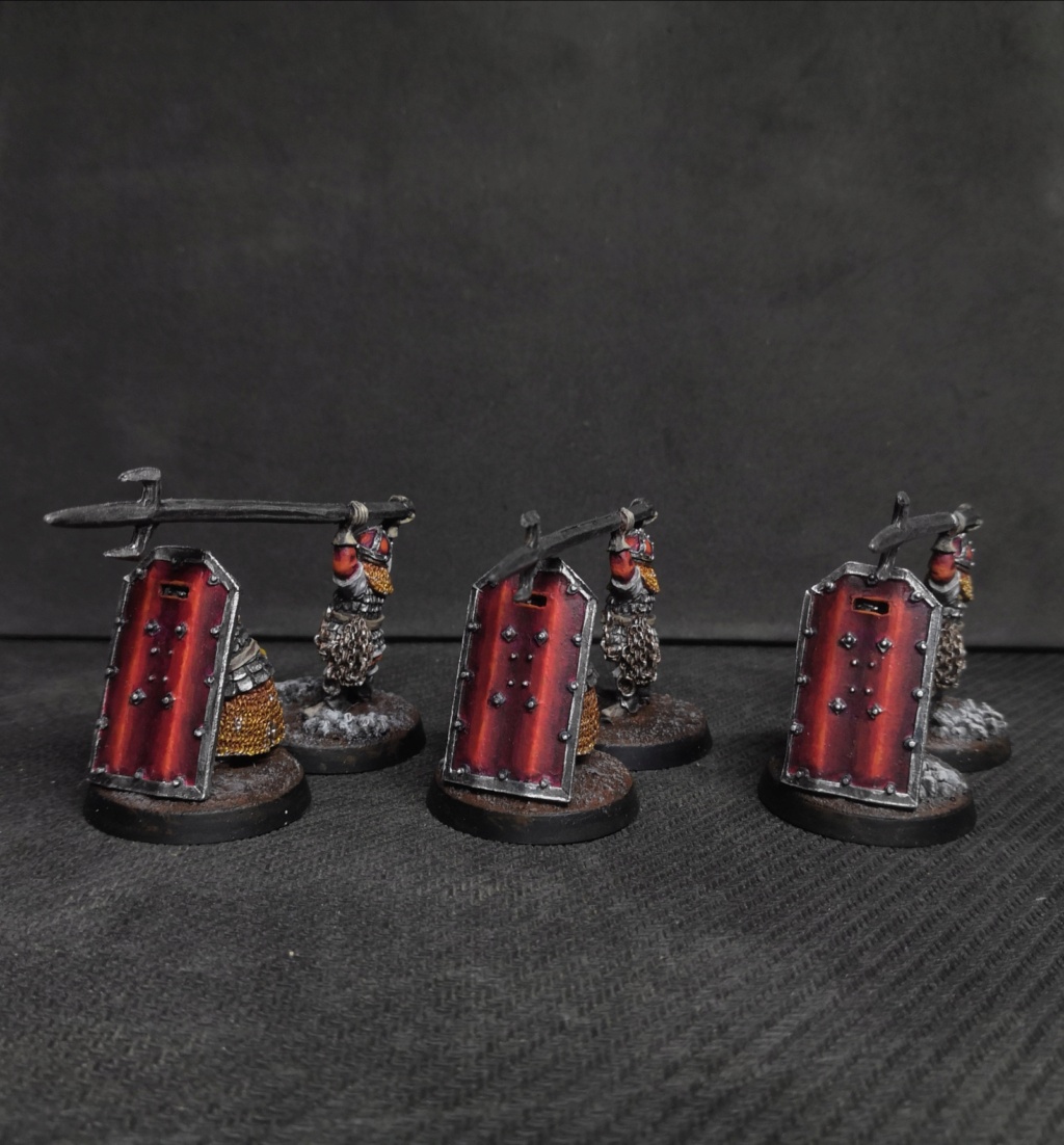 Les Nains de Khazad-Dum - Page 2 Img_2274